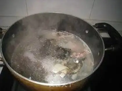 Make Fish-head pickles and egg soup step 3