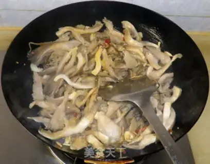 Make Spicy mushrooms step 3