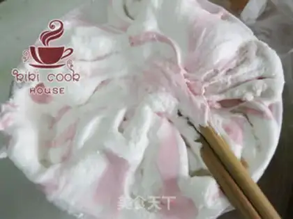 Make Cow Rolling Sugar step 2