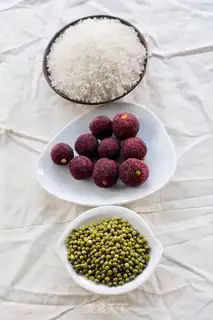 Make Yang Mei Green Bean Porridge step 1