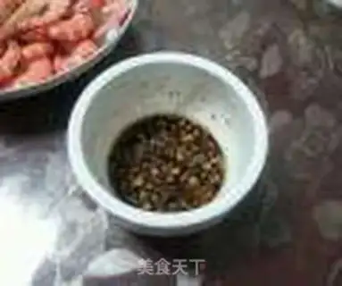 Make Easy and delicious shrimp step 7