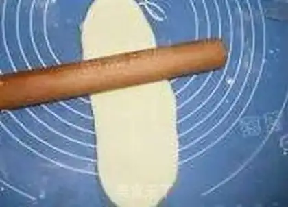 Make Double-sweetheric buns step 5