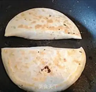 Make An egg box with a pickle step 34