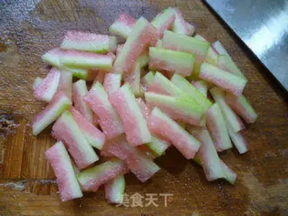 Make Watermelon peels for the night step 2