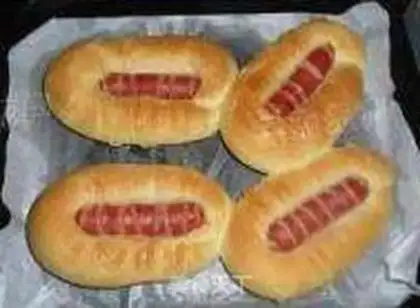 Make Double-sweetheric buns step 11