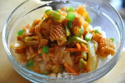 Make Spicy squid noodles step 8