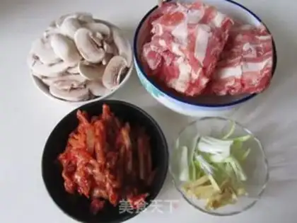 Make Korean pickles, fat cow pot step 0