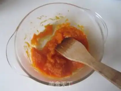 Make Salty gold soup step 1