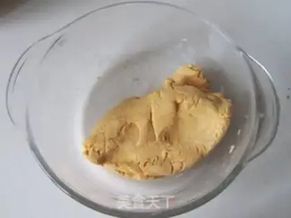 Make Salty gold soup step 3