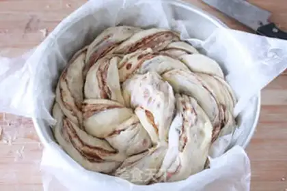Make Cinnamon croissants step 12