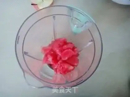 Make Apple watermelon juice step 3