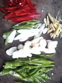 Make Hot pepper fried chicken heart step 3