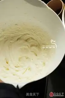Make Cherry white mango mousse step 1
