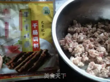 Make Homemade Harbin dry sausage step 2