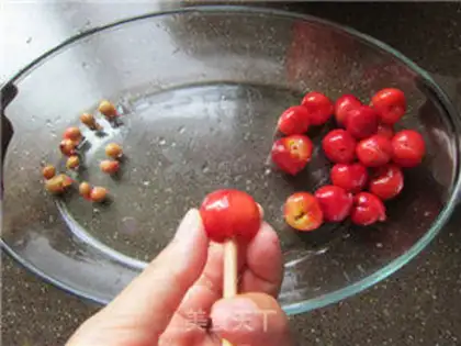 Make Sugary cherry and cherry jam step 4