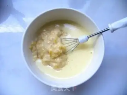 Make Banana walnut marfin step 5