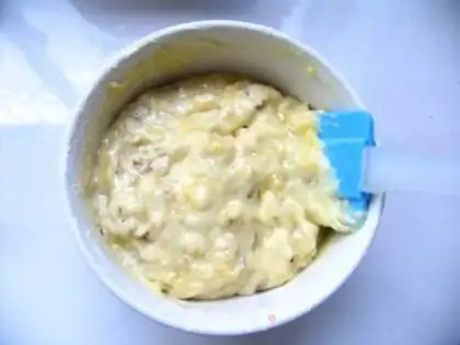 Make Banana walnut marfin step 8