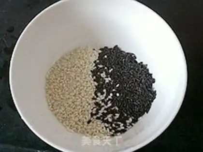 Make Black rice twig step 0