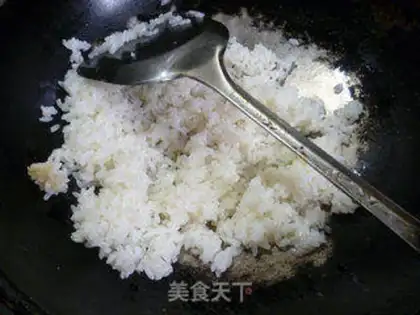 Make Olive rice step 1