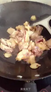 Make Red-cooked chicken step 1