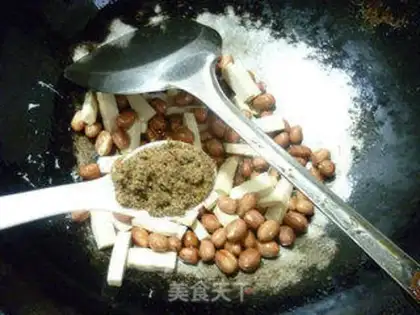 Make Tofu-dried peanuts step 5