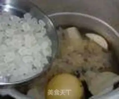 Make Red Bean Silver Ear Sydney soup step 5