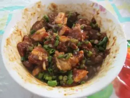 Make The fragrance of sauce step 2