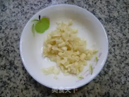 Make Garlic cabbage step 1