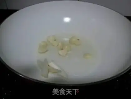 Make Garlic burns pigs