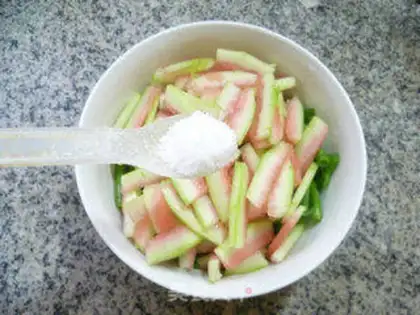 Make Watermelon with emptiness step 9