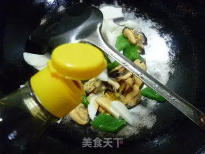 Make Light peppers and veggies step 12
