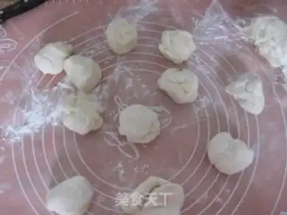 Make Onion pork bun step 11