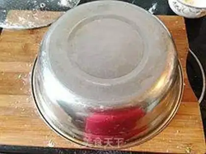 Make An egg box with a pickle step 23
