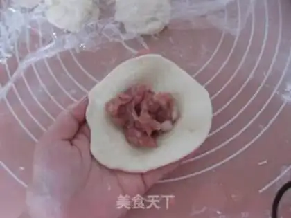 Make Onion pork bun step 12