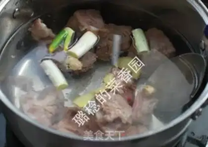 Make Bone soup with a pickle step 3