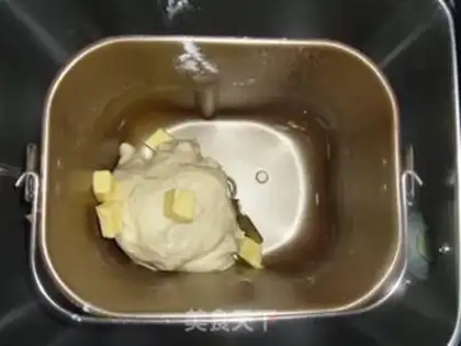 Make Double-sweetheric buns step 2