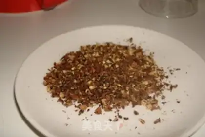 Make Pepper ham and sausage fried eggs step 5