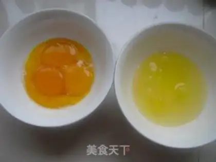 Make Three-coloured eggs step 1