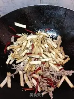 Make Scrambled pork step 5