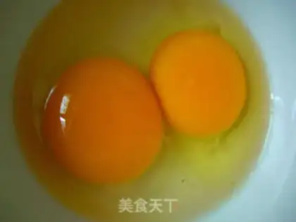 Make Autumn fried eggs step 2