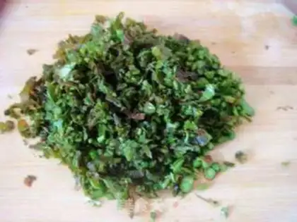 Make Fried eggs with sprouts step 1