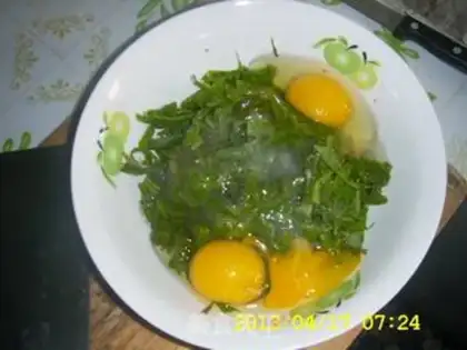 Make Fried eggs with sprouts step 2