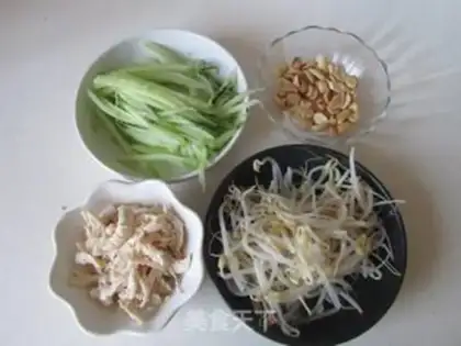 Make Chicken-cracker noodles step 2