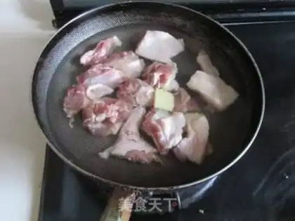 Make Pork legs step 1