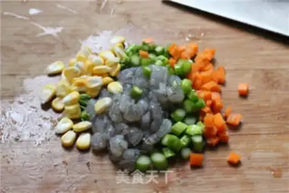 Make Lobster ball step 1