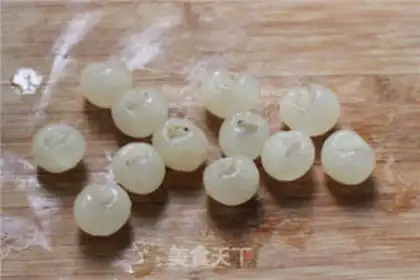 Make Lobster ball step 2