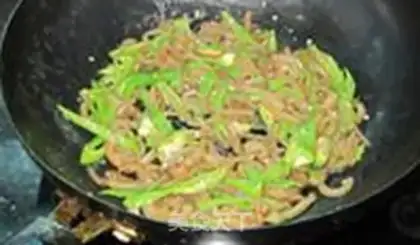 Make Piggy-skinned pepper step 6