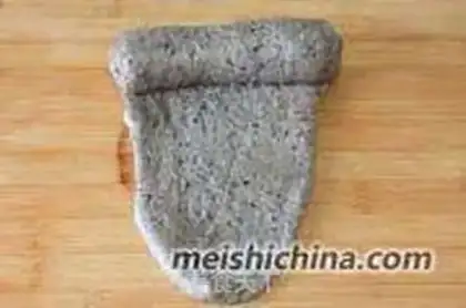 Make Black sesame toast step 6