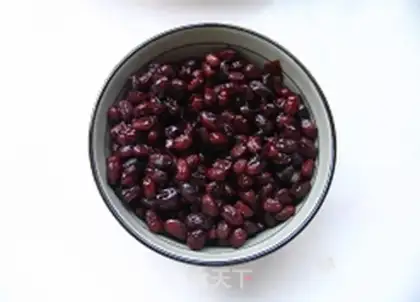 Make Tea bean rolls step 6
