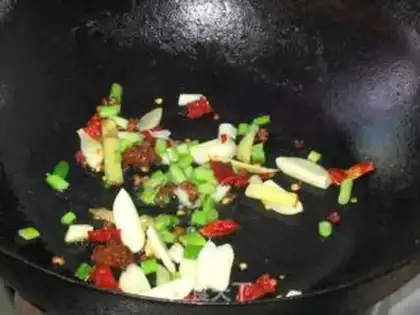 Make Xinjiang chicken step 2